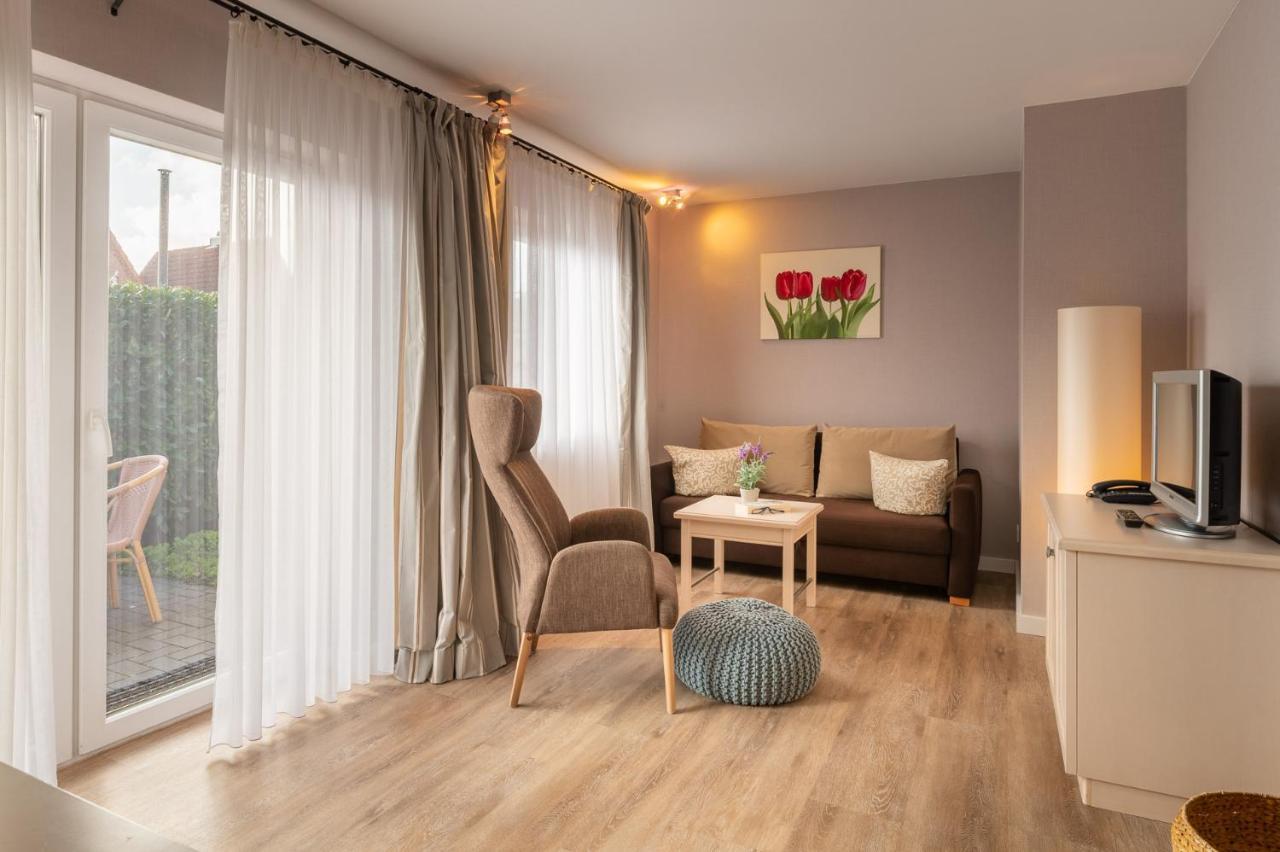Hotel Am Schlosspark Garni هوسوم المظهر الخارجي الصورة